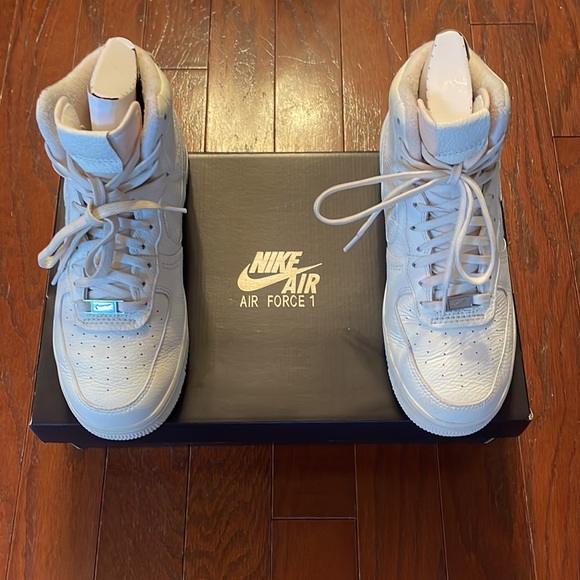 Air Force 1 Women's High Top - Picture 1 of 6